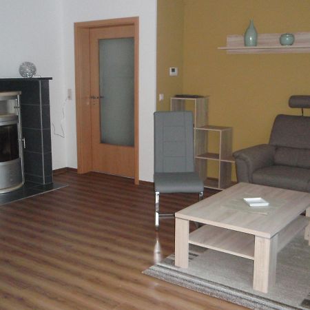 Ferienwohnung Am Schlossberg อาร์นชตัดท์ ภายนอก รูปภาพ